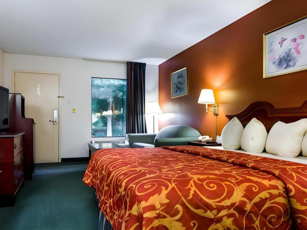 Econo Lodge South Garner Dış mekan fotoğraf